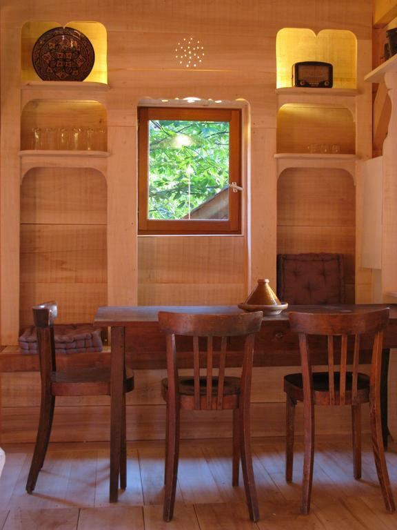 Les Cabanes Du Tertre Urval 객실 사진
